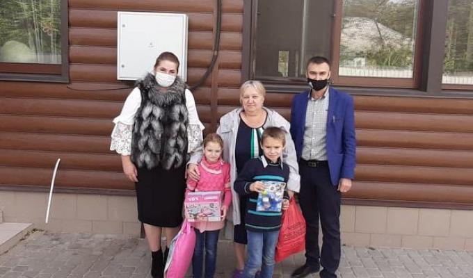 Привітали батьків та дітей з Днем усиновлення