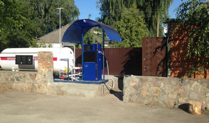 Податковою міліцією Луганщини викрито 10 нелегальних АЗС та АГЗС