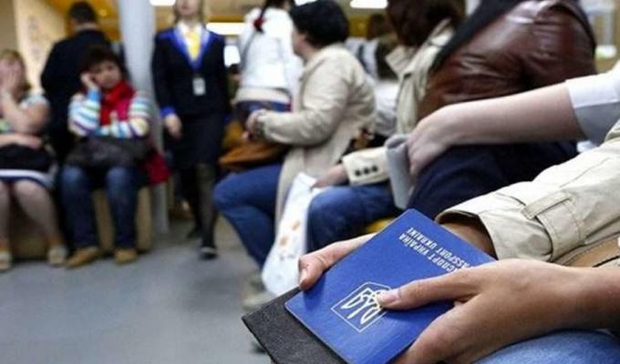 Допомога по безробіттю. Консультація Міністра юстиції України!