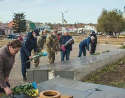Відзначили 76-у річницю вигнання нацистів з України