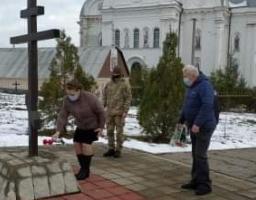 Вшанували пам'ять жертв голодоморів