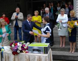 1 вересня  в усіх загальноосвітніх школах району відбулися урочисті лінійки з нагоди Дня знань. 